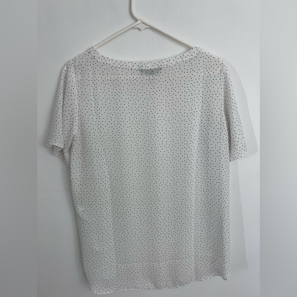 Small Banana Republic Short Sleeve Blouse White w/ Black Polka Dots - Picture 3 of 3